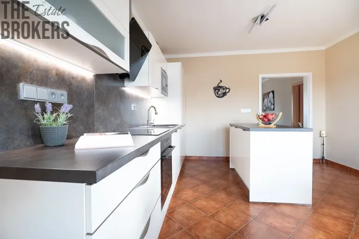 Prodej rodinného domu, Praha - Miškovice, Všetatská, 172 m2