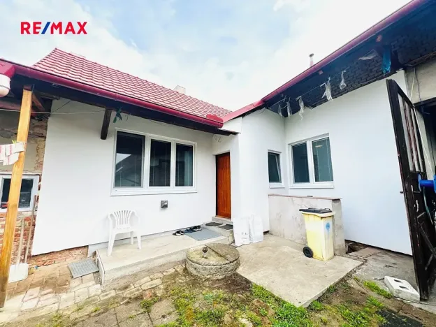 Prodej rodinného domu, Vacenovice, 215 m2