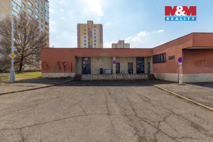 Prodej obchodního prostoru, Frýdek-Místek - Frýdek, Dobrovského, 1150 m2