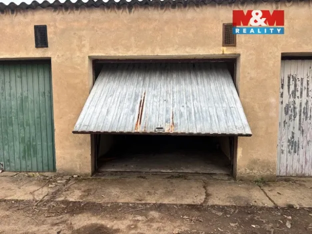Pronájem garáže, Praha, V Trníčku, 20 m2
