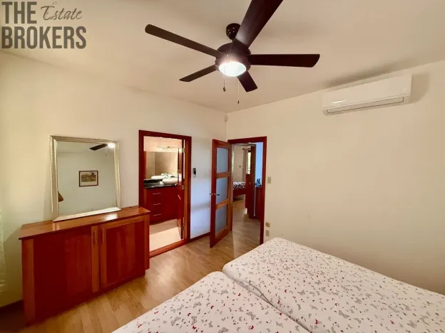 Prodej bytu 3+kk, Coxen Hole, Roatán, Honduras, 111 m2