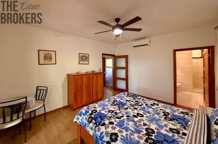 Prodej bytu 3+kk, Coxen Hole, Roatán, Honduras, 111 m2