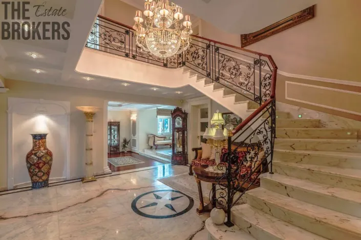 Prodej rodinného domu, Praha - Dolní Měcholupy, U přejezdu, 359 m2