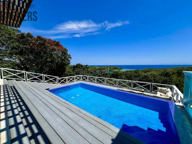 Prodej rodinného domu, Coxen Hole, Roatán, Honduras, 371 m2