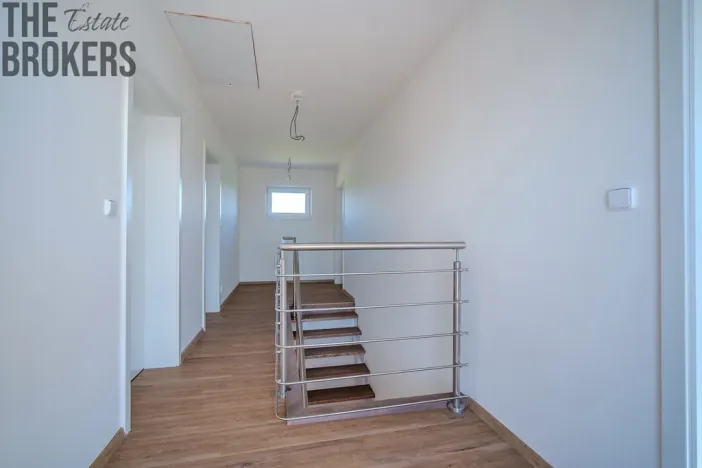 Prodej rodinného domu, Chrášťany, 145 m2