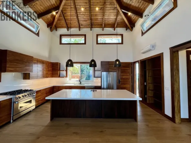 Prodej rodinného domu, Coxen Hole, Roatán, Honduras, 238 m2