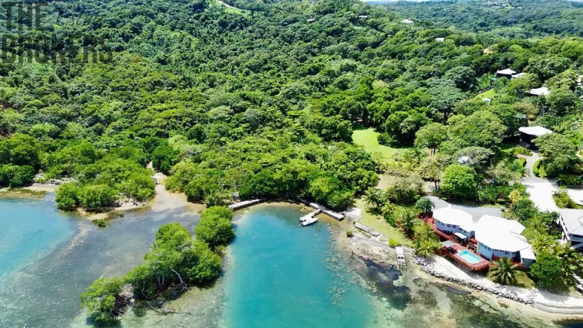 Prodej pozemku, Coxen Hole, Roatán, Honduras, 2090 m2