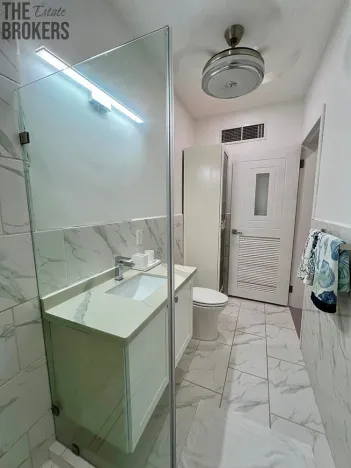 Prodej rodinného domu, Coxen Hole, Roatán, Honduras, 245 m2