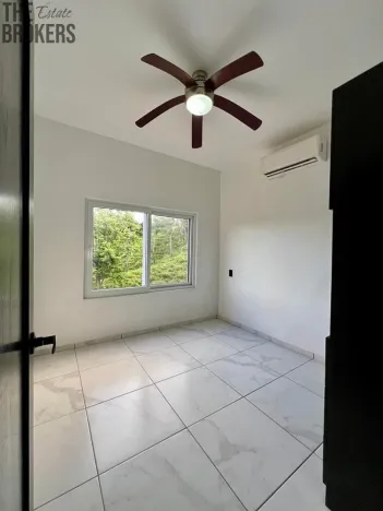 Prodej rodinného domu, Coxen Hole, Roatán, Honduras, 90 m2