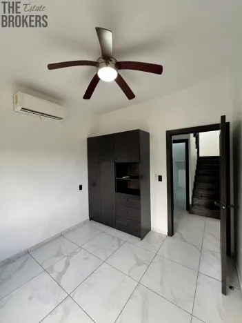 Prodej rodinného domu, Coxen Hole, Roatán, Honduras, 90 m2