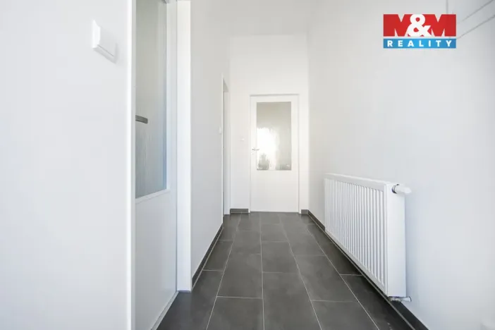 Pronájem kanceláře, Dobřany, Jiráskova, 29 m2