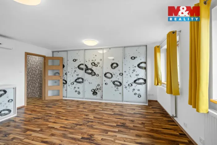 Pronájem bytu 2+kk, Praha - Bohnice, Bohnická, 84 m2