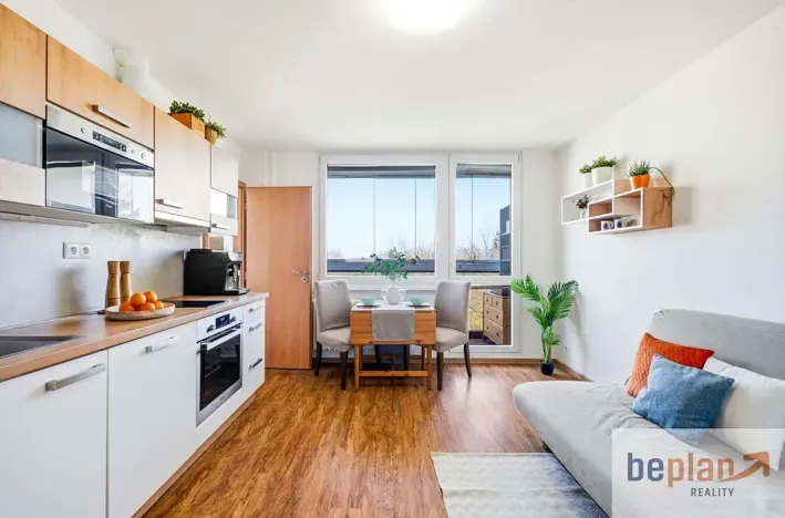 Prodej bytu 2+kk, Praha - Troja, Písečná, 26 m2