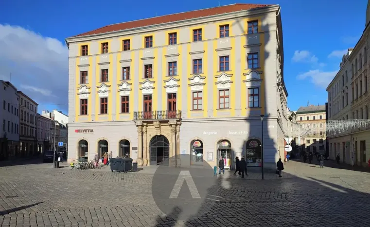 Pronájem kanceláře, Olomouc, Horní náměstí, 56 m2