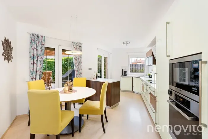 Prodej rodinného domu, Jesenice, Zvonková, 230 m2