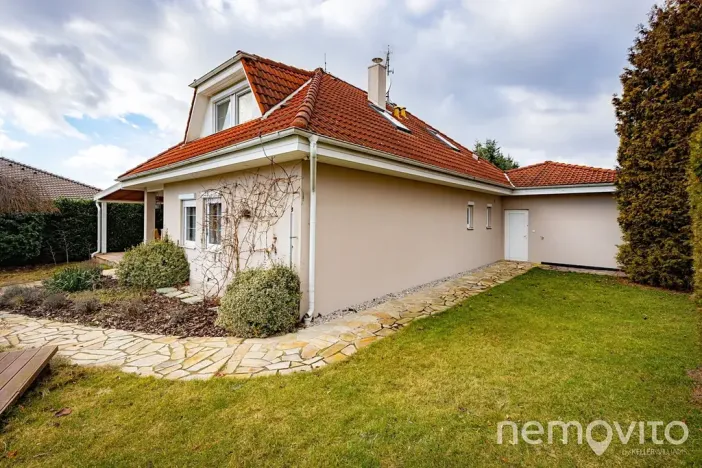 Prodej rodinného domu, Jesenice, Zvonková, 230 m2