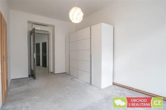 Pronájem bytu 3+kk, Praha, Dejvická, 106 m2