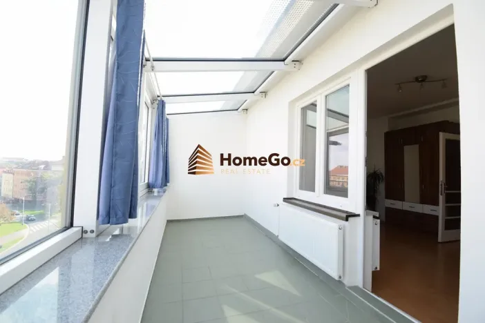 Pronájem bytu 1+kk, Praha - Nusle, Lounských, 49 m2