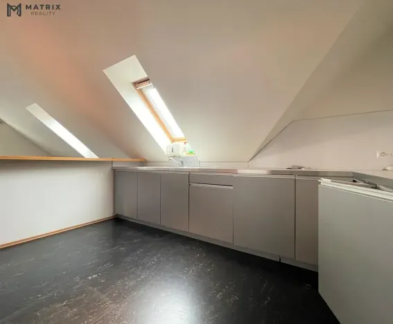 Pronájem bytu 4+kk, Praha - Kobylisy, Zdibská, 127 m2