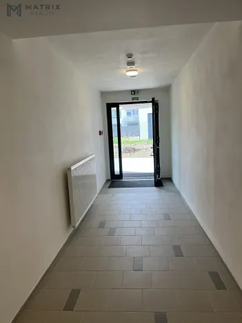 Pronájem bytu 2+kk, Pardubice, Nová Tesla, 47 m2