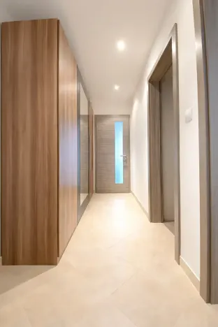 Pronájem bytu 2+kk, Praha - Letňany, Hlučkova, 58 m2