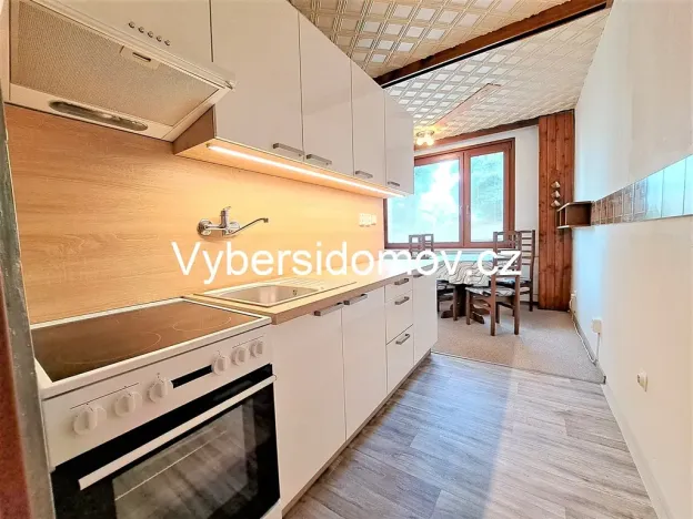 Pronájem bytu 2+1, Kostelec nad Orlicí, U Váhy, 60 m2