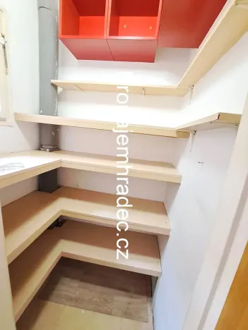 Pronájem bytu 1+1, Hradec Králové, Nerudova, 50 m2