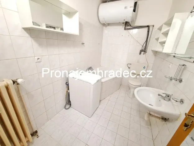 Pronájem bytu 1+1, Hradec Králové, Nerudova, 50 m2