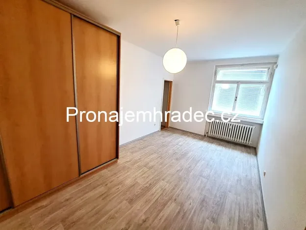 Pronájem bytu 1+1, Hradec Králové, Nerudova, 50 m2