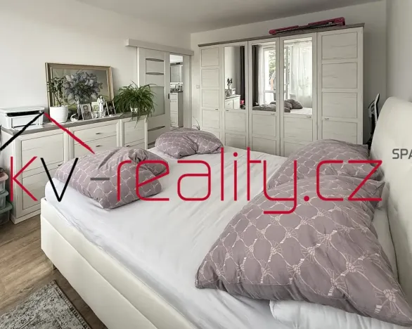 Pronájem bytu 2+1, Karlovy Vary, Klínovecká, 64 m2