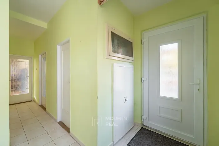 Prodej rodinného domu, Hustopeče, Komenského, 261 m2