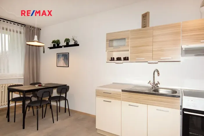 Pronájem bytu 2+kk, Praha - Chodov, Jažlovická, 41 m2