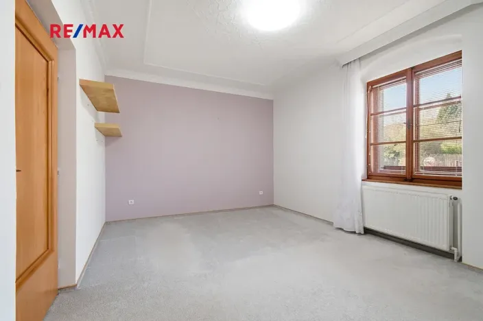 Prodej rodinného domu, Břasy, 298 m2