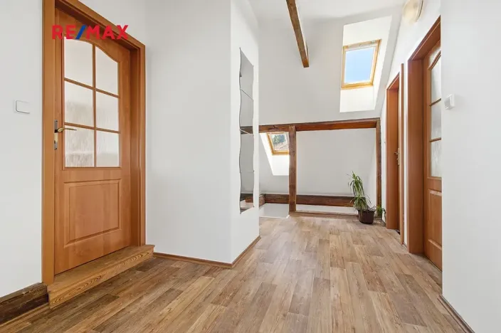 Prodej rodinného domu, Břasy, 298 m2