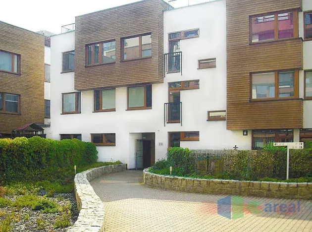 Pronájem bytu 2+kk, Praha - Libeň, Nad Okrouhlíkem, 60 m2