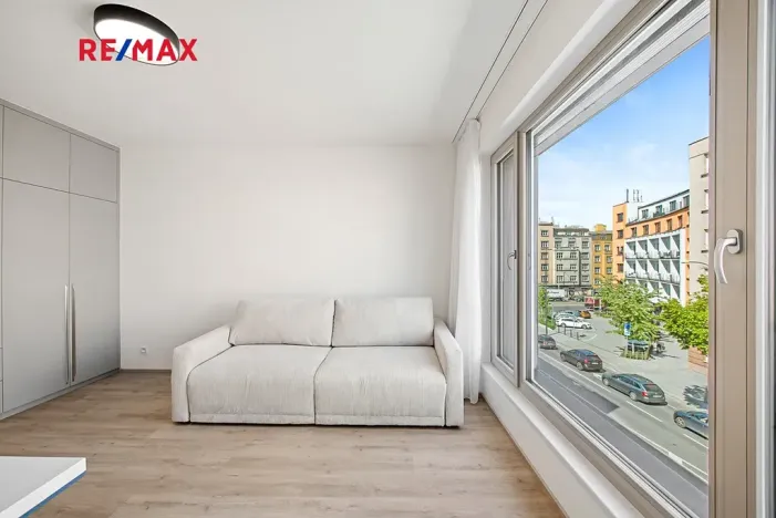 Pronájem bytu 1+kk, Praha - Žižkov, Malešická, 36 m2