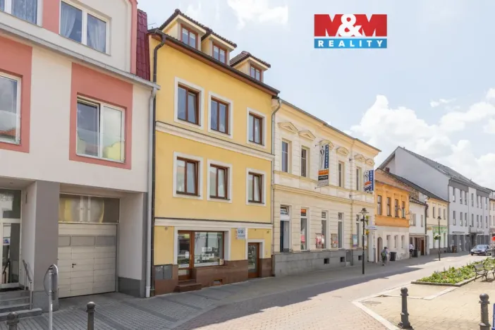 Pronájem bytu 1+kk, Strakonice - Strakonice I, Palackého náměstí, 42 m2