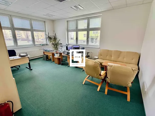 Pronájem kanceláře, Olomouc, Družební, 68 m2