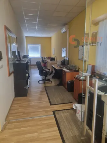 Pronájem kanceláře, Brno, Křenová, 205 m2