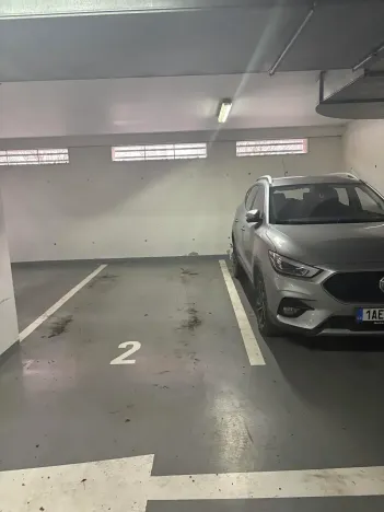 Dražba bytu 2+kk, Praha - Prosek, Nad šestikopy, 53 m2