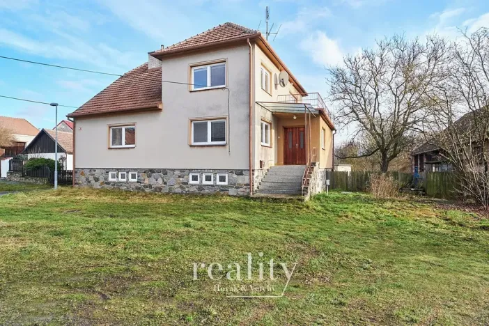 Prodej rodinného domu, Březník, 261 m2