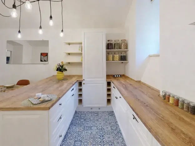 Prodej kanceláře, Praha - Vršovice, Černomořská, 57 m2