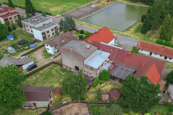 Prodej komerční nemovitosti, Klamoš, 865 m2