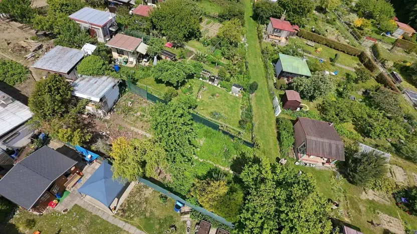 Prodej zahrady, Pardubice, Nemošická, 205 m2