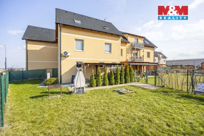 Prodej bytu 2+1, Nehvizdy, Gabčíkova, 50 m2