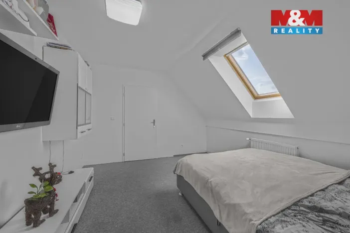 Prodej bytu 2+1, Nehvizdy, Gabčíkova, 50 m2