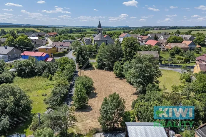Prodej pozemku pro bydlení, Velké Heraltice, 1744 m2