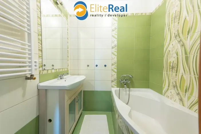 Prodej vícegeneračního domu, Příkazy, 344 m2