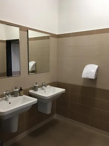 Pronájem kanceláře, Velká Bystřice, ČSA, 204 m2