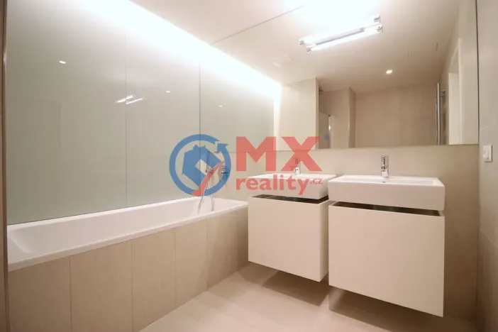 Prodej bytu 5+kk, Praha - Vršovice, Archangelská, 302 m2